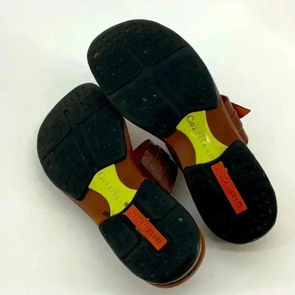 COLE HAAN LEATHER FLAT  SANDALS - Picture 5 of 5